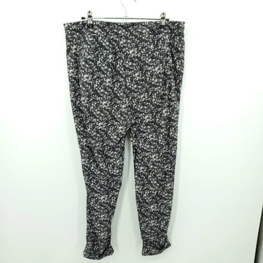 Lululemon Jet Crop XL/XXL Shimmy Shimmer Black White